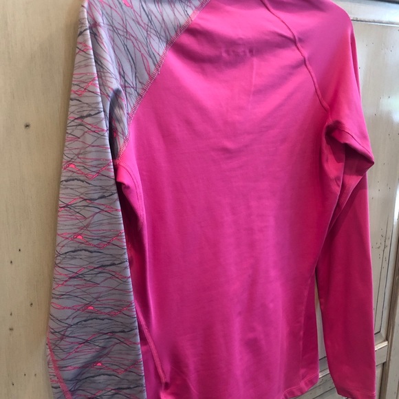 Nike pro combat work out top - Picture 2 of 4